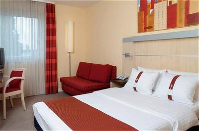 фото отеля Holiday Inn Express Frankfurt-Messe