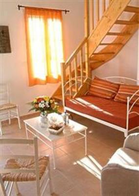 фото отеля Hotelience Les Jasses de Camargue Gallargues-le-Montueux