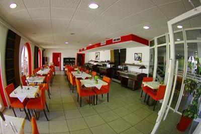 фото отеля Hotelience Les Jasses de Camargue Gallargues-le-Montueux