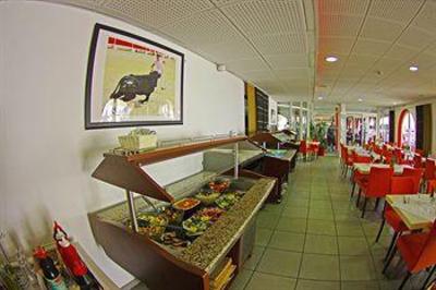 фото отеля Hotelience Les Jasses de Camargue Gallargues-le-Montueux