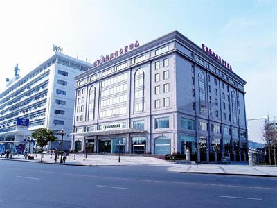 фото отеля Haiyi Jin Jiang Hotel Wuhan