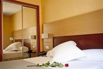 фото отеля Hotel Gravina Cinco
