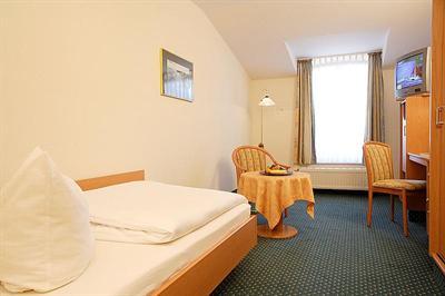фото отеля Hotel Bernstein Sellin