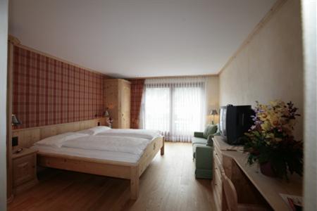 фото отеля Alpina Hotel Klosters