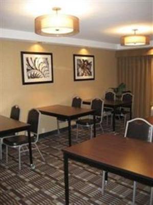фото отеля La Quinta Inn & Suites Manchester