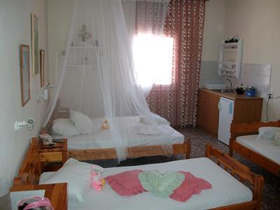 фото отеля Pension Livadaros