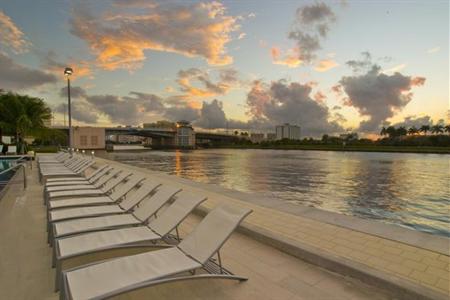 фото отеля Crowne Plaza Hollywood Beach