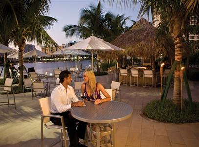 фото отеля Crowne Plaza Hollywood Beach