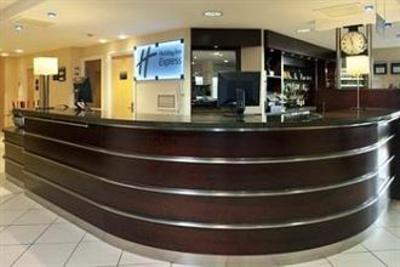 фото отеля Holiday Inn Express Dunfermline