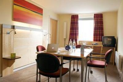 фото отеля Holiday Inn Express Dunfermline