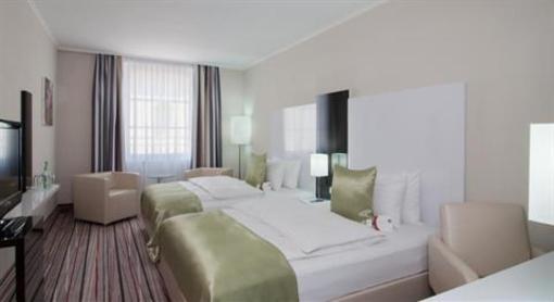 фото отеля Crowne Plaza Wiesbaden