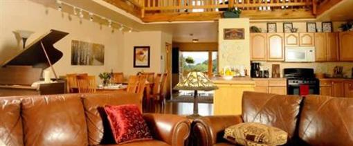 фото отеля Mountain Goat Lodge