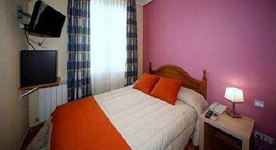 фото отеля Hostal Las Fuentes