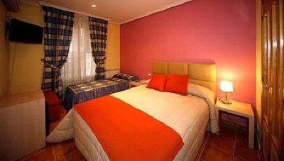 фото отеля Hostal Las Fuentes
