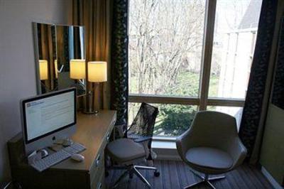 фото отеля Hilton Garden Inn Bristol City Centre