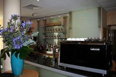фото отеля Hilton Garden Inn Bristol City Centre