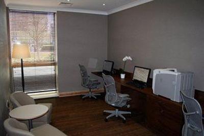 фото отеля Hilton Garden Inn Bristol City Centre