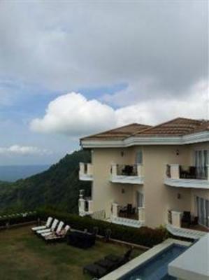 фото отеля The Lake Hotel Tagaytay City
