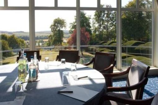 фото отеля Danesfield House Hotel Marlow
