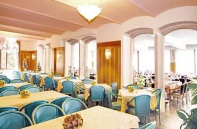 фото отеля Park Hotel Jolanda