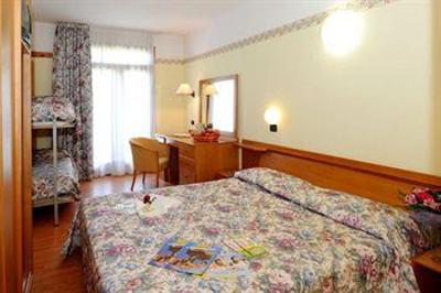 фото отеля Park Hotel Jolanda