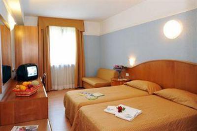 фото отеля Park Hotel Jolanda
