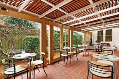 фото отеля North Shore Hotel Sydney