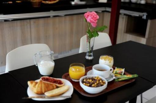 фото отеля Hotel Balladins Chelles