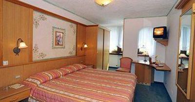 фото отеля Hotel Crozzon