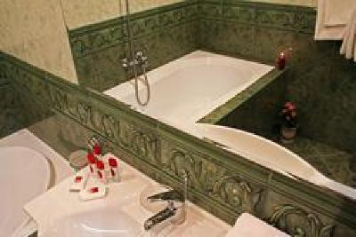 фото отеля Chateau Montagne Hotel Troyan
