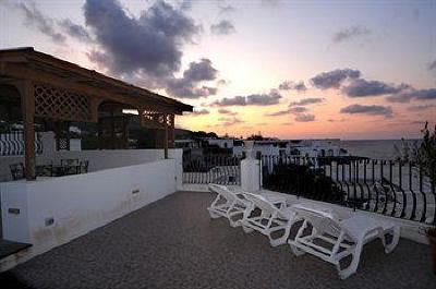 фото отеля Hotel Villaggio Stromboli