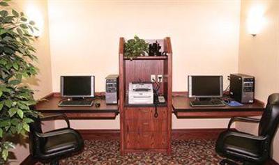фото отеля Staybridge Suites Toronto Mississauga