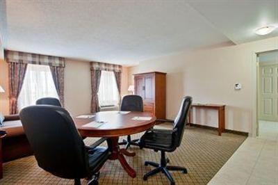 фото отеля Staybridge Suites Toronto Mississauga