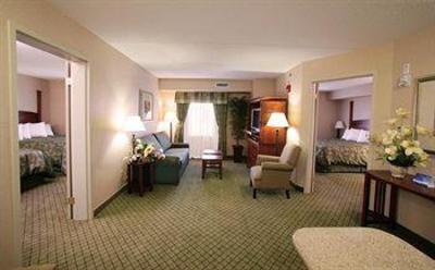 фото отеля Staybridge Suites Toronto Mississauga