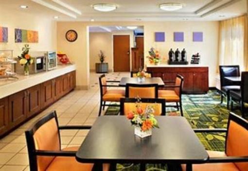 фото отеля Fairfield Inn Amesbury