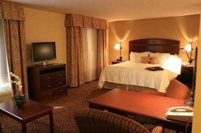 фото отеля Hampton Inn and Suites Alexandria