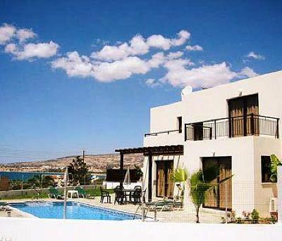 фото отеля Aura Holiday Villas Paphos