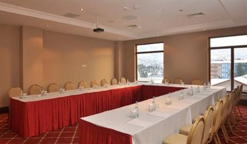 фото отеля Wellborn Luxury Hotel