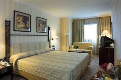 фото отеля Hotel Husa Gran Via