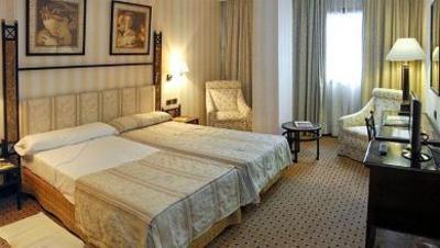 фото отеля Hotel Husa Gran Via