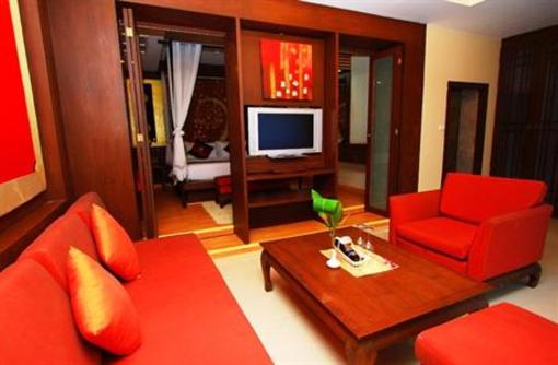 фото отеля The Royal Palm Beach Front Hotel Phuket