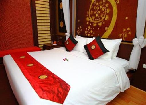 фото отеля The Royal Palm Beach Front Hotel Phuket