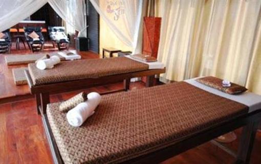 фото отеля The Royal Palm Beach Front Hotel Phuket