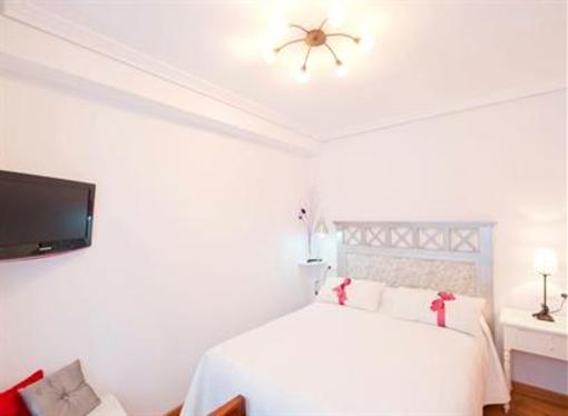 фото отеля Apartamentos Turisticos El Cueto