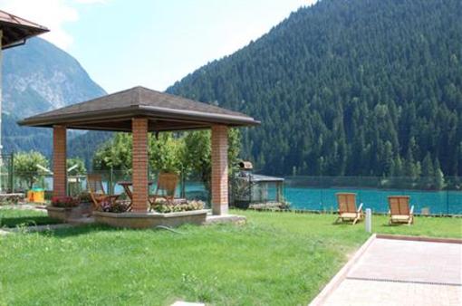 фото отеля Residence Al Lago Auronzo di Cadore