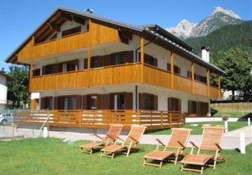 фото отеля Residence Al Lago Auronzo di Cadore