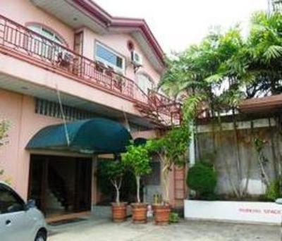 фото отеля Camsur Tourist Inn