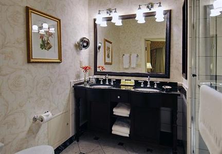 фото отеля Brown Palace Hotel