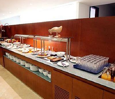 фото отеля Hotel Murrieta Logrono