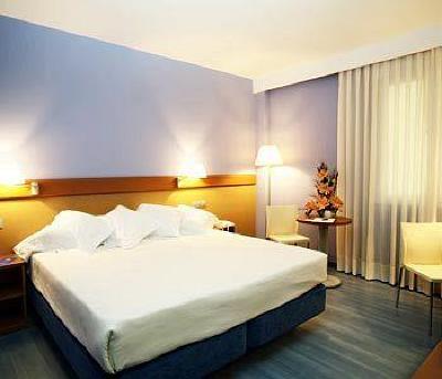 фото отеля Hotel Murrieta Logrono